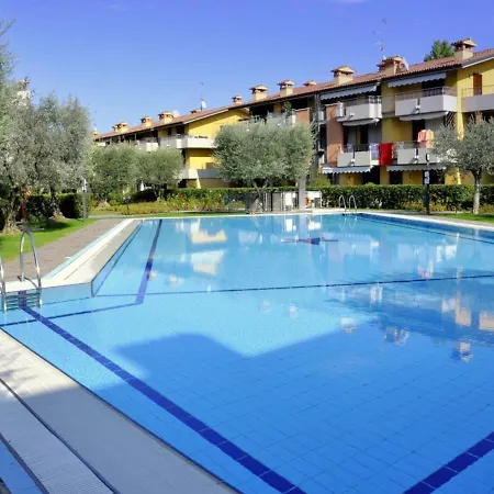 Holiday home Tasteful In With Pool Sirmione